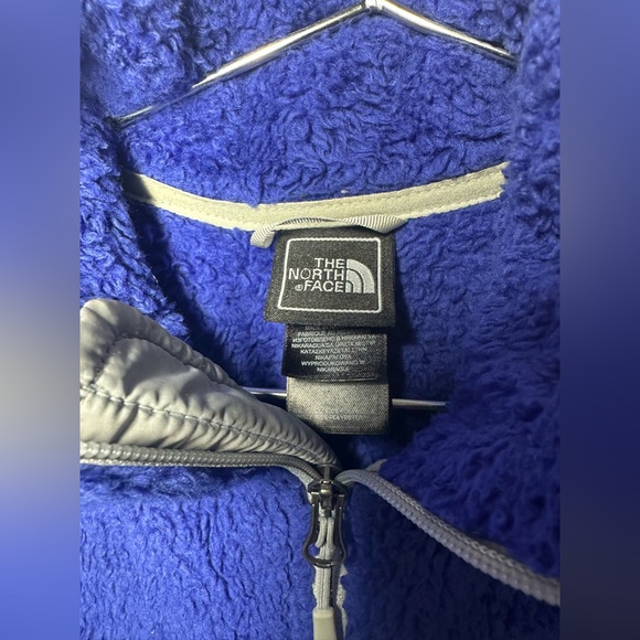 The North Face Fuzzy Fleece Full Zip Up Jacket Purple Women's Size XS - Picture 2 of 4